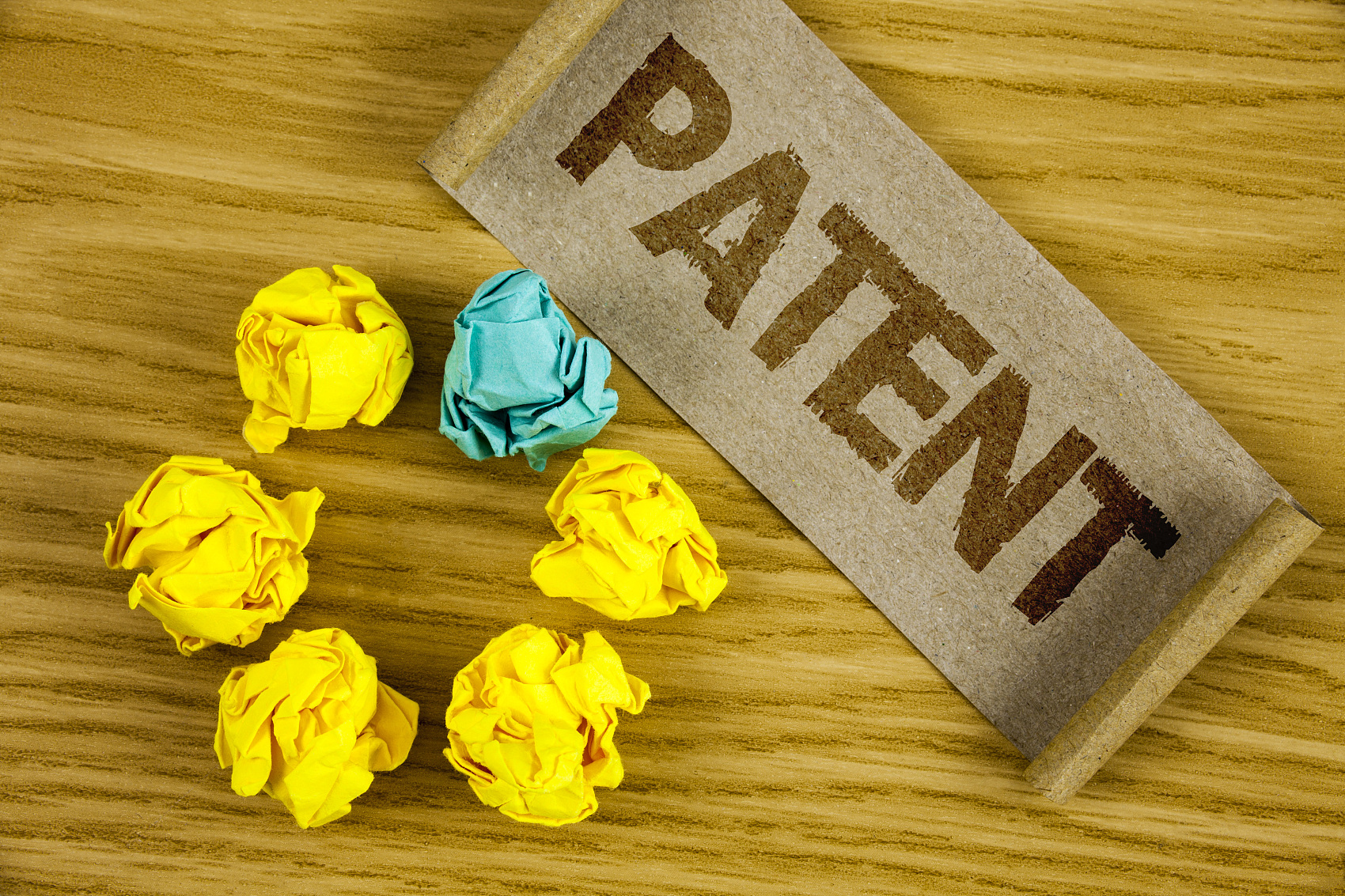 同一产品侵犯多个专利权，原告怎么主张赔偿数字？